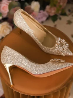 Chaussures de soirée à talons hauts chaussures de bal à bout pointu et strass
