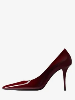 Chaussures habillées bordeaux à talons hauts et bout pointu