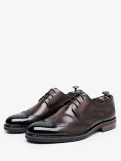 Chaussures habillées pour hommes à bout carré en cuir de vachette Brogue Chaussures de mariage formelles