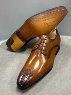 Chaussures habillées pour hommes modernes à bout rond en cuir de vache