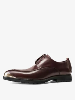 Chaussures habillées pour homme Chaussures fantastiques à bout pointu avec détails en métal en cuir de vache