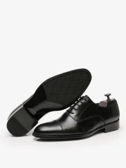 Chaussures habillées pour hommes chaussures Oxford à lacets et bout rapporté en cuir véritable