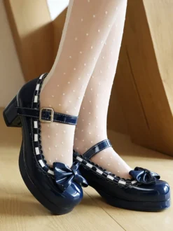 Chaussures Lolita gothiques Mary Jane à talons mi-hauts à volants et à bout rond couleur rouge