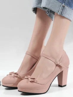 Chaussures Mary Jane roses à bout rond et talon chaton chaussures vintage