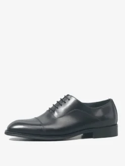 Chaussures Oxford noires à bout rapporté pour hommes en cuir véritable à lacets.