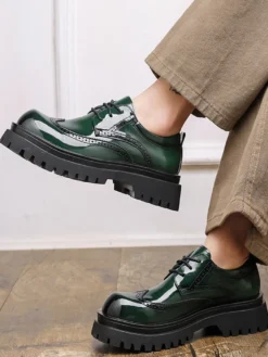 Chaussures Oxford noires pour hommes bout rond lacets décontractées