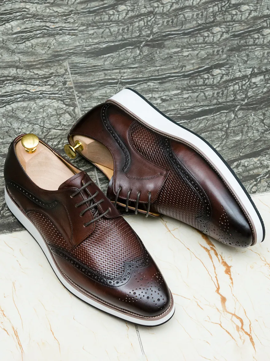 Chaussures Richelieu pour hommes bout rond en cuir véritable à lacets.