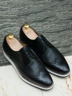 Chaussures Richelieu pour hommes bout rond en cuir véritable à lacets.