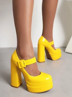 Chaussures à Talons avec Plateforme Femme avec Bout Carré avec Brides Unicolore