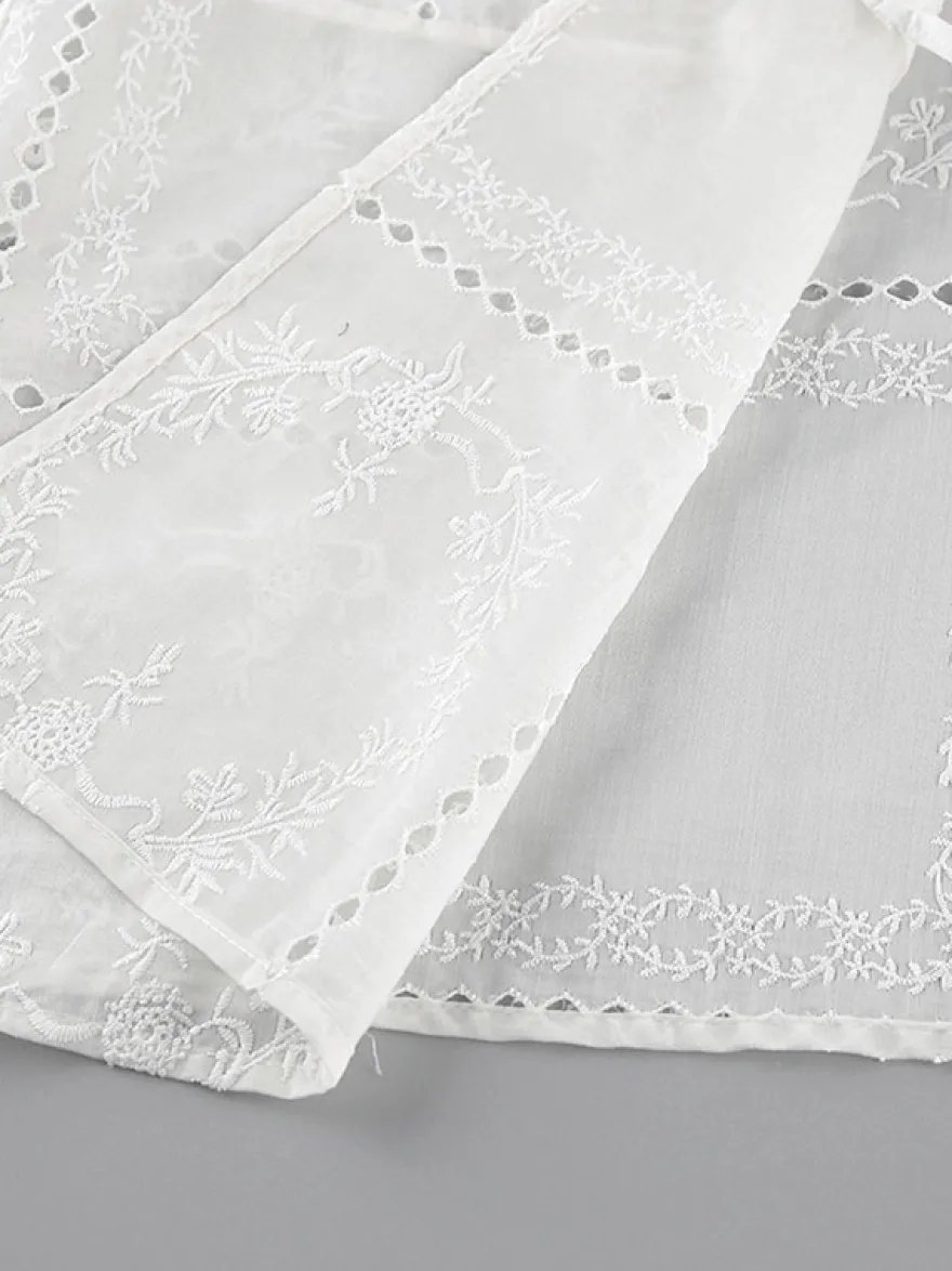 Chemise blanche à lacets pour femme col montant manches 3/4 style décontracté
