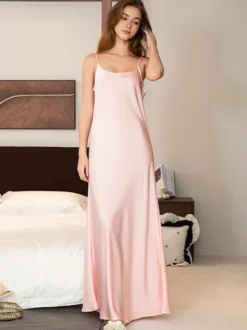 Chemise de nuit longue noire extensible élégante lingerie adulte