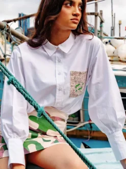 Chemisier blanc court à boutons chemise patchwork à poches et manches bouffantes