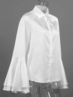 Chemisier élégant à manches cloche en satin pour femme - Blanc soyeux poignets évasés fermeture boutonnée - Printemps 2026