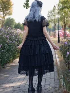Chemisiers gothiques Lolita Haut Lolita Infanta Chemise Lolita noire à manches courtes en dentelle plissée