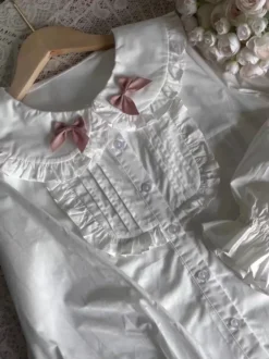 Chemisiers Lolita doux blancs à manches courtes volants et nœuds haut Lolita chemise Lolita