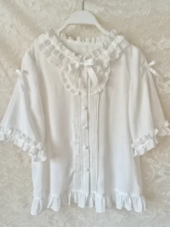 Chemisiers Lolita doux haut Lolita blanc à manches courtes et volants en dentelle chemise Lolita