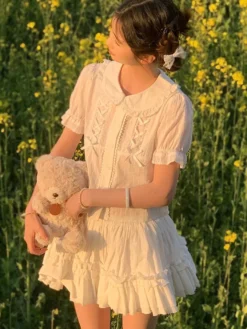 Chemisiers Lolita doux Haut Lolita Écru Blanc Manches courtes Nœuds Volants Chemise Lolita