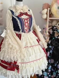 Chemisiers Lolita doux Haut Lolita Volants Nœuds Chemisier à manches longues Chemise Lolita écrue blanche