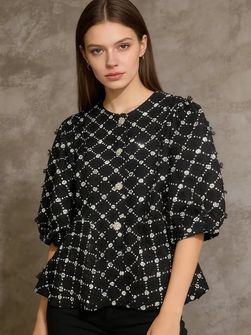 Chemisier transparent à col rond et imprimé floral 3D manches courtes bouffantes motif losanges fermeture boutonnée