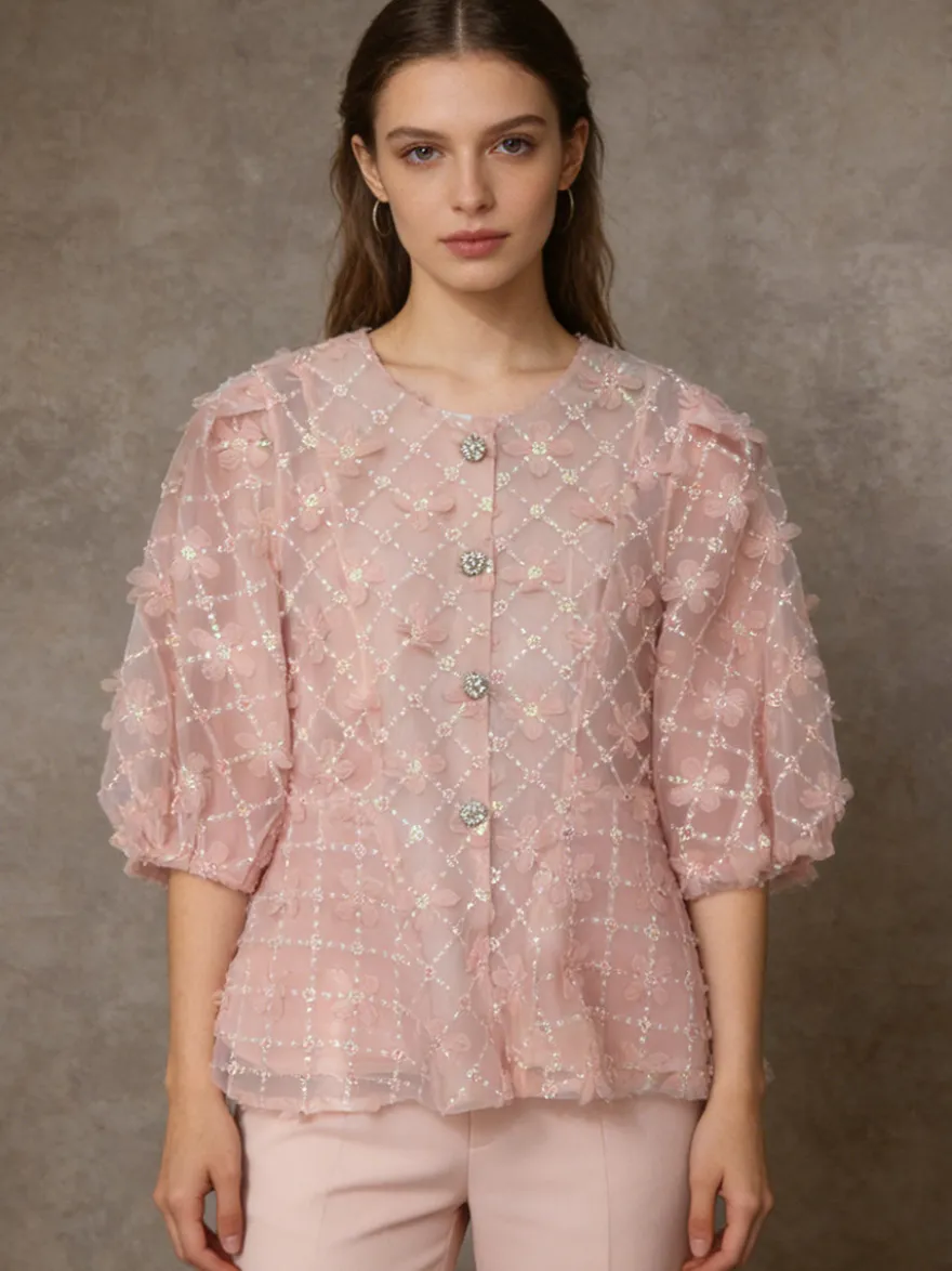 Chemisier transparent à col rond et imprimé floral 3D manches courtes bouffantes motif losanges fermeture boutonnée