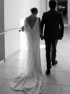 Châles de mariage en ivoire avec œillets en tulle et cache-cœur