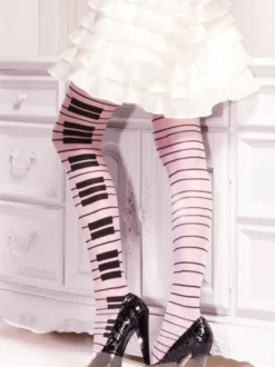 Collants en lingerie bas et collants noirs blancs et beiges à motif touches de piano
