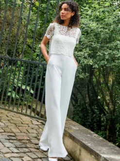Combinaison de mariée en polyester et dentelle longueur au sol deux pièces décolleté illusion manches courtes taille naturelle blanc