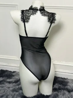 Combinaison sexy en dentelle