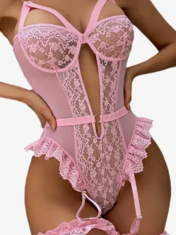 Corsets Teddies en dentelle amovible et découpes noires