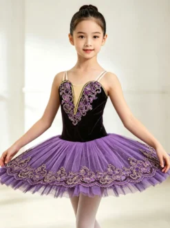 Costume de danse classique violet pour fille robe de ballerine brodée en polyester.