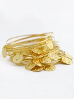 Costumes de danse du ventre Bracelet Blond Metallic Gaufrage Femmes Performance Costume Accessoire Déguisements Halloween