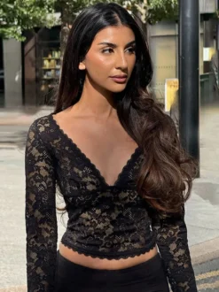 Crop top en dentelle florale pour femme - Noir sexy col en V manches longues - Tenue de soirée printanière 2026