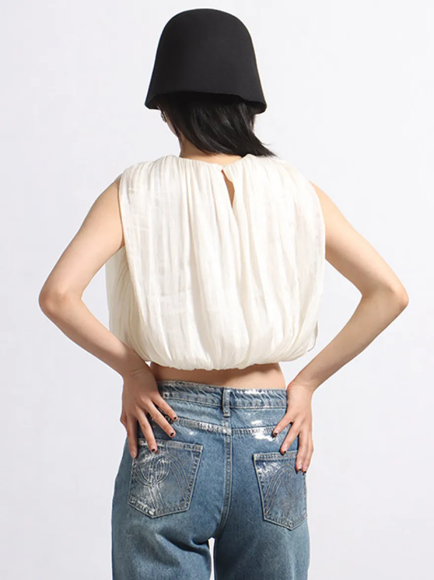 Crop top femme abricot à col bijou chic plissé sans manches