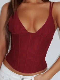Débardeur bordeaux à bretelles fines et col montant chic pour femme