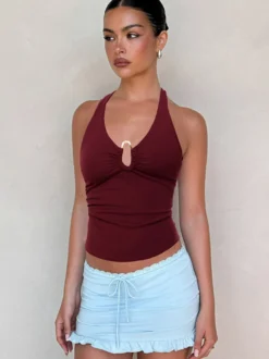 Débardeur bordeaux à bretelles laçage et boutons chic pour femme