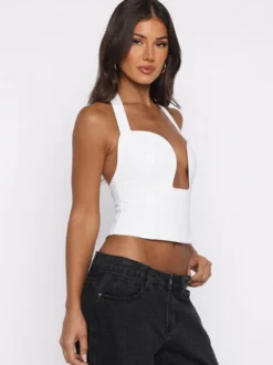 Débardeur court à bretelles croisées décolleté en cœur dos nu et fermeture à nouer coupe ajustée style streetwear