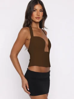 Débardeur court à bretelles croisées décolleté en cœur dos nu et fermeture à nouer coupe ajustée style streetwear