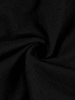 Débardeur noir à bretelles fines et dos nu en dentelle style décontracté pour femme.