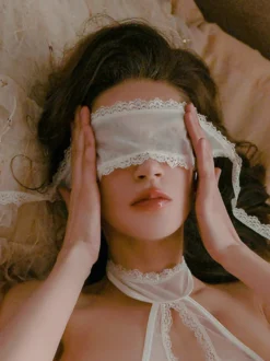 Dentelle unie élégante