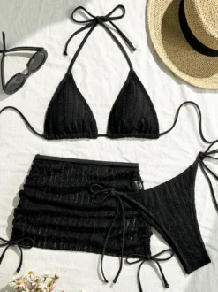 Ensemble bikini en dentelle avec mini-jupe cache-maillot pour la plage et les loisirs d'été 2026