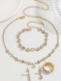 Ensemble de bijoux de mariage tendance avec beau diamant en métal