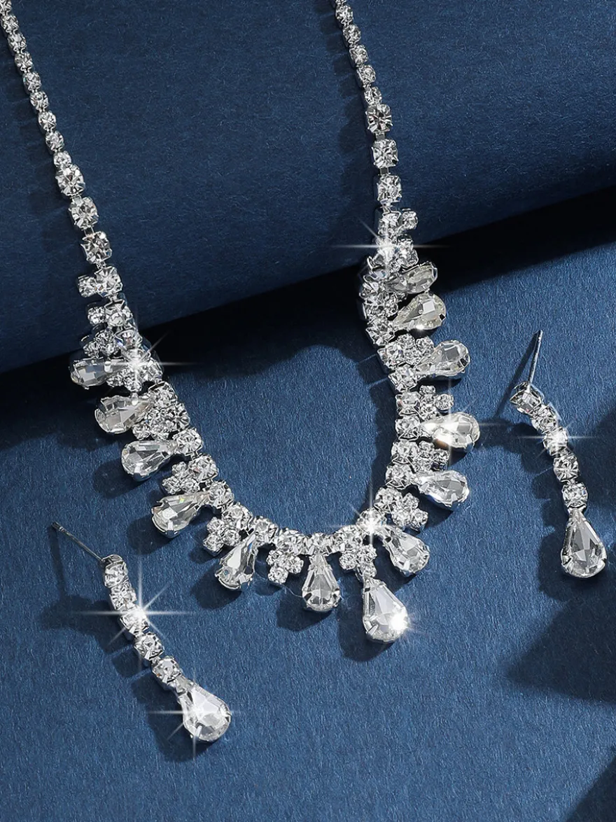 Ensemble de bijoux de mariage tendance avec superbe diamant en métal
