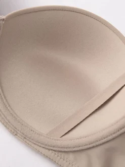 Ensemble de lingerie : soutien-gorge demi-bonnet sans coutures à armatures et culotte taille mi-haute