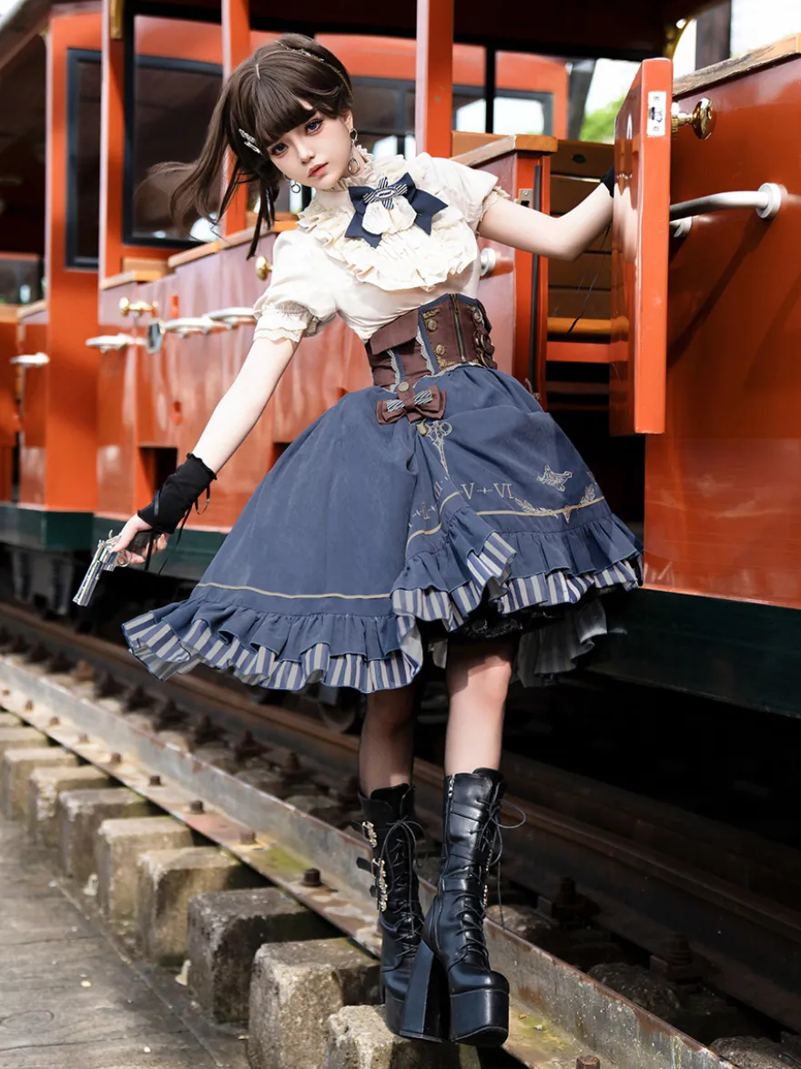 Ensemble de robes Lolita gothiques bleu marine foncé à volants et manches courtes