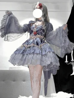 Ensemble deux pièces Gothic Lolita : robe bustier JSK et cape grise à manches transparentes