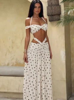 Ensemble jupe maxi 2 pièces bohème à pois épaules dénudées coupe torsadée taille haute et découpes style plage