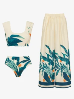 Ensemble maillot de bain d'été couleur abricot paréo et cache-maillots