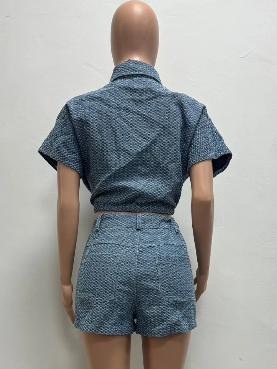 Ensemble 2 pièces en denim gaufré pour femme - Haut court bleu à manches courtes et short à nouer sur le devant - Tenues décontractées d'été 2026
