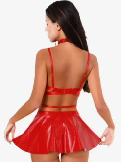 Ensembles de pyjama avec détails en métal rouge lingerie d'intérieur ensembles soutien-gorge et jupe