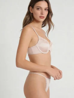 Ensembles soutien-gorge et culotte deux pièces en dentelle couleur chair pour mariée